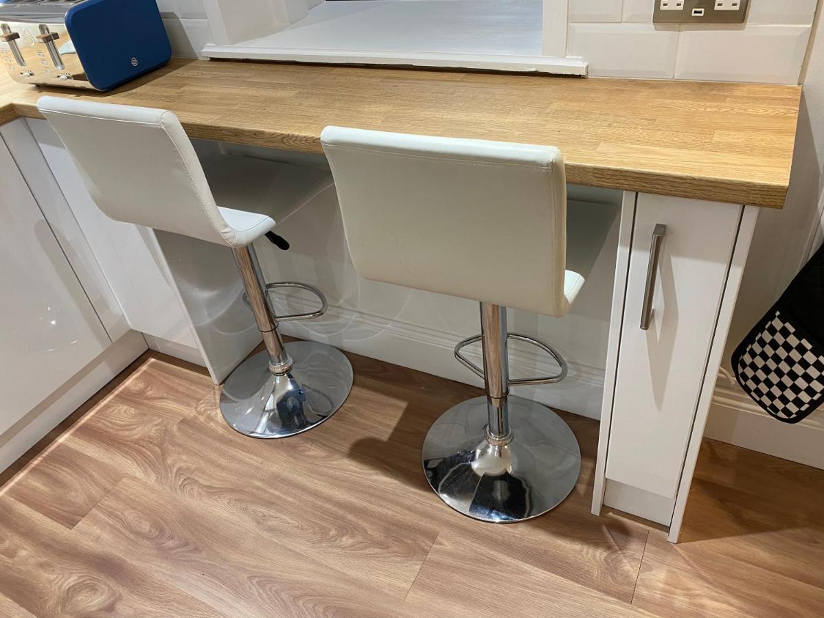 Westons Hideaway, 2 Bed, Free Parking, 6 Mins Walk To Beach, Exteriör bild